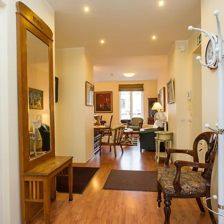 Wilde Guest Old Town Apartment *