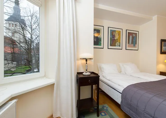 Wilde Guest Old Town Апартаменты *